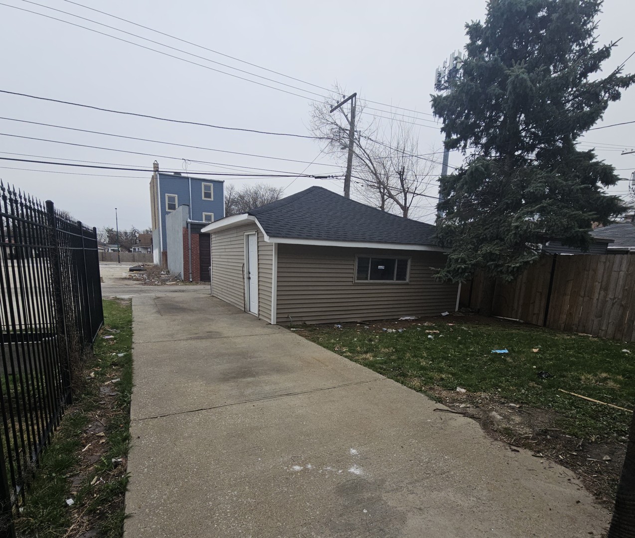 5321 W Crystal Street, Chicago, IL 60651