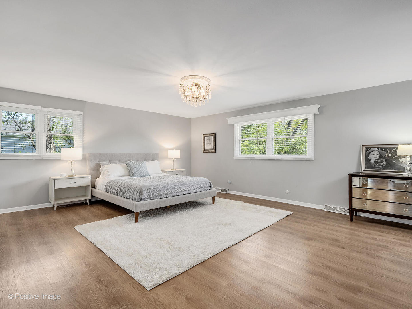 5721 Vial Parkway, La Grange Highlands, IL 60525
