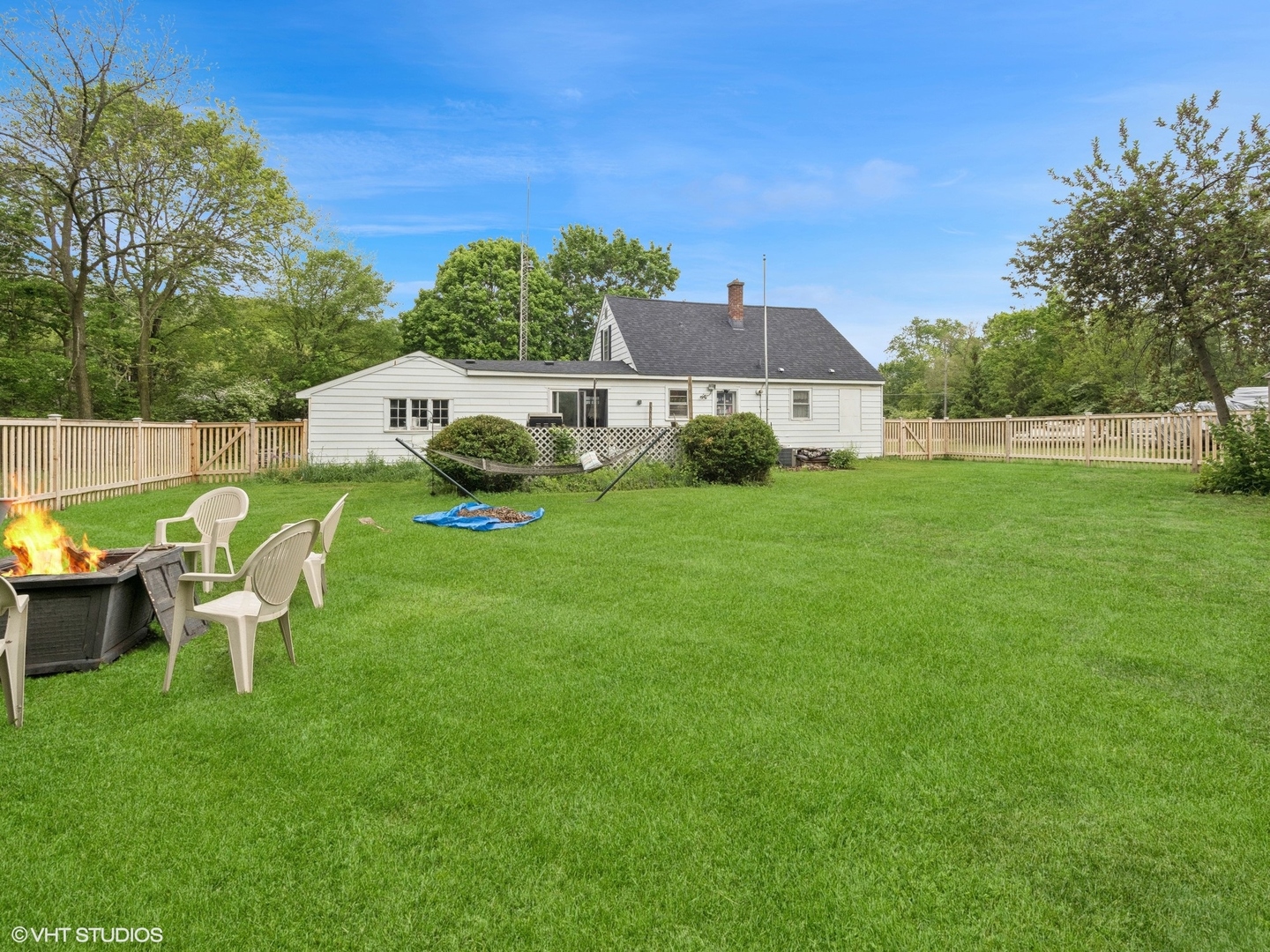 1345 Winaki Trail, Algonquin, IL 60102