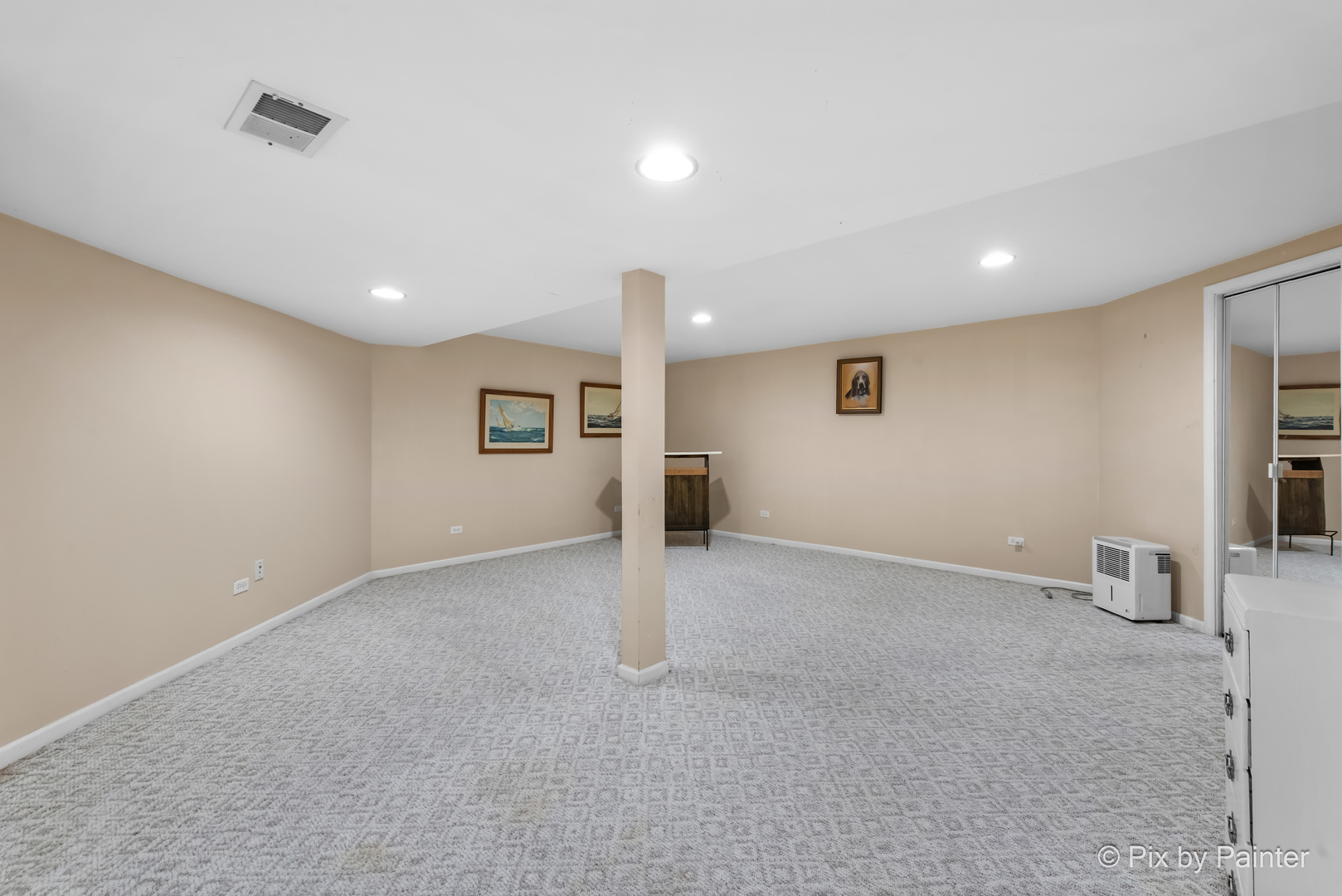 610 Kensington Drive, McHenry, IL 60050