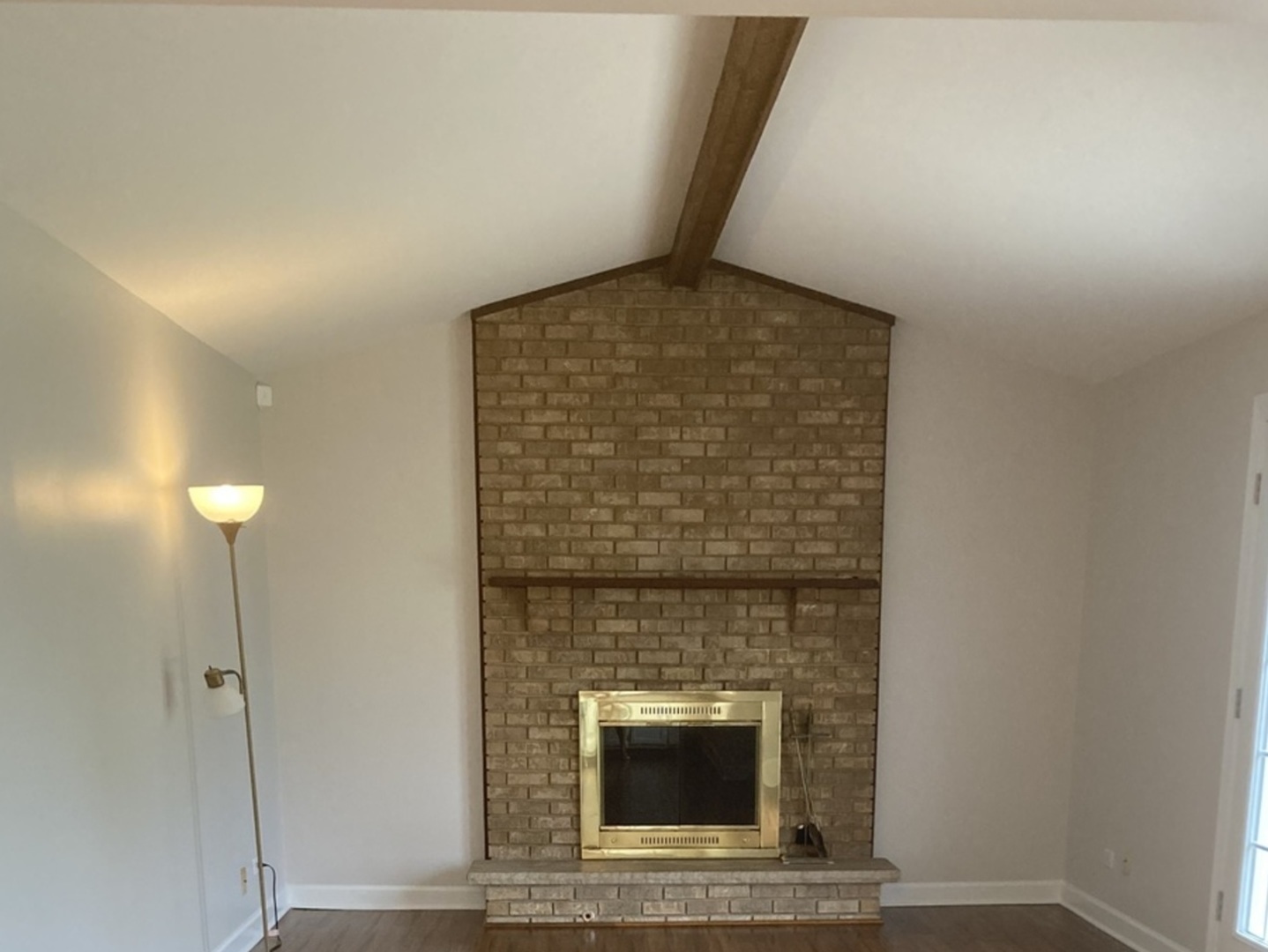 1216 Redcliffe Street, Woodridge, IL 60517