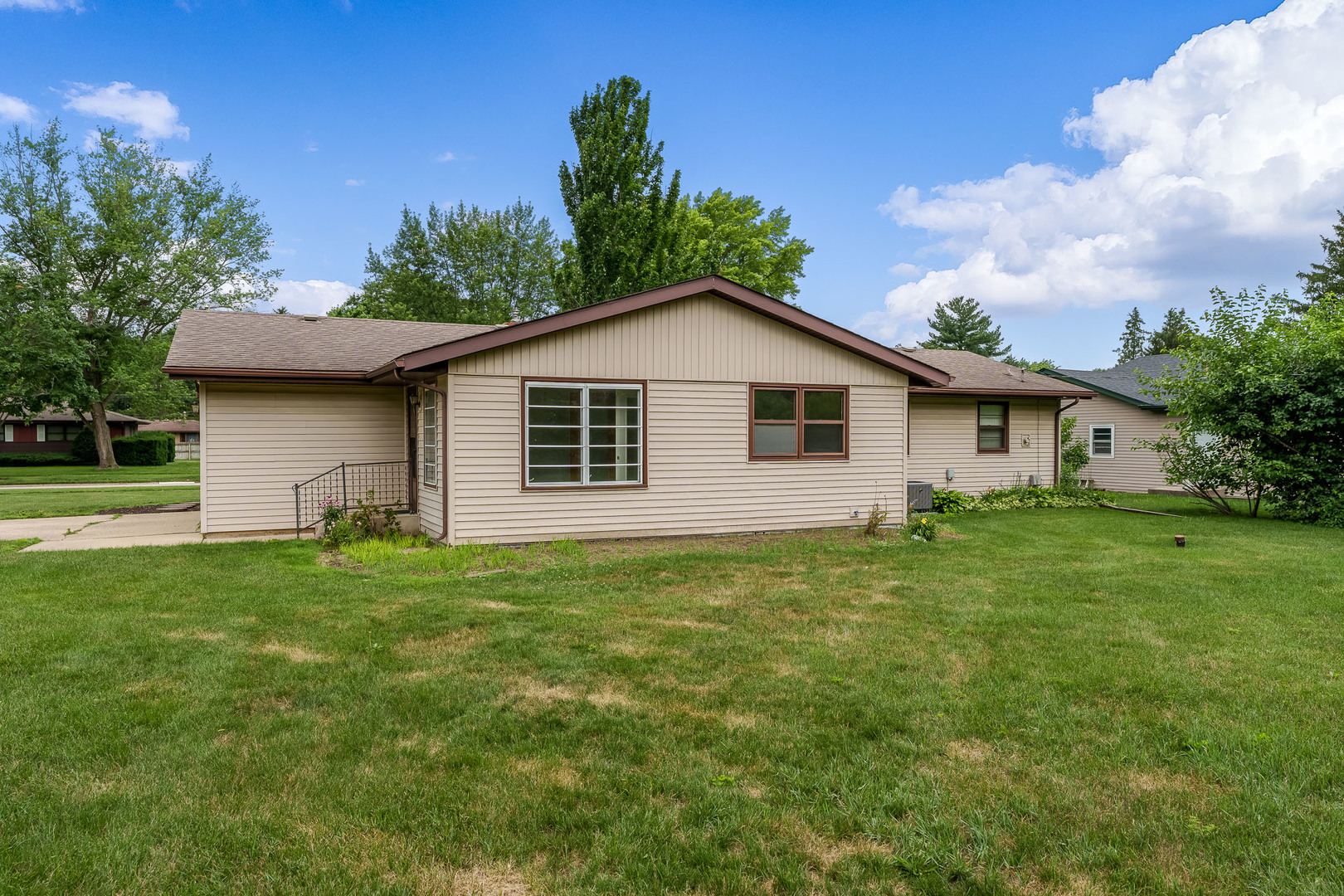 12021 July Drive, Machesney Park, IL 61115