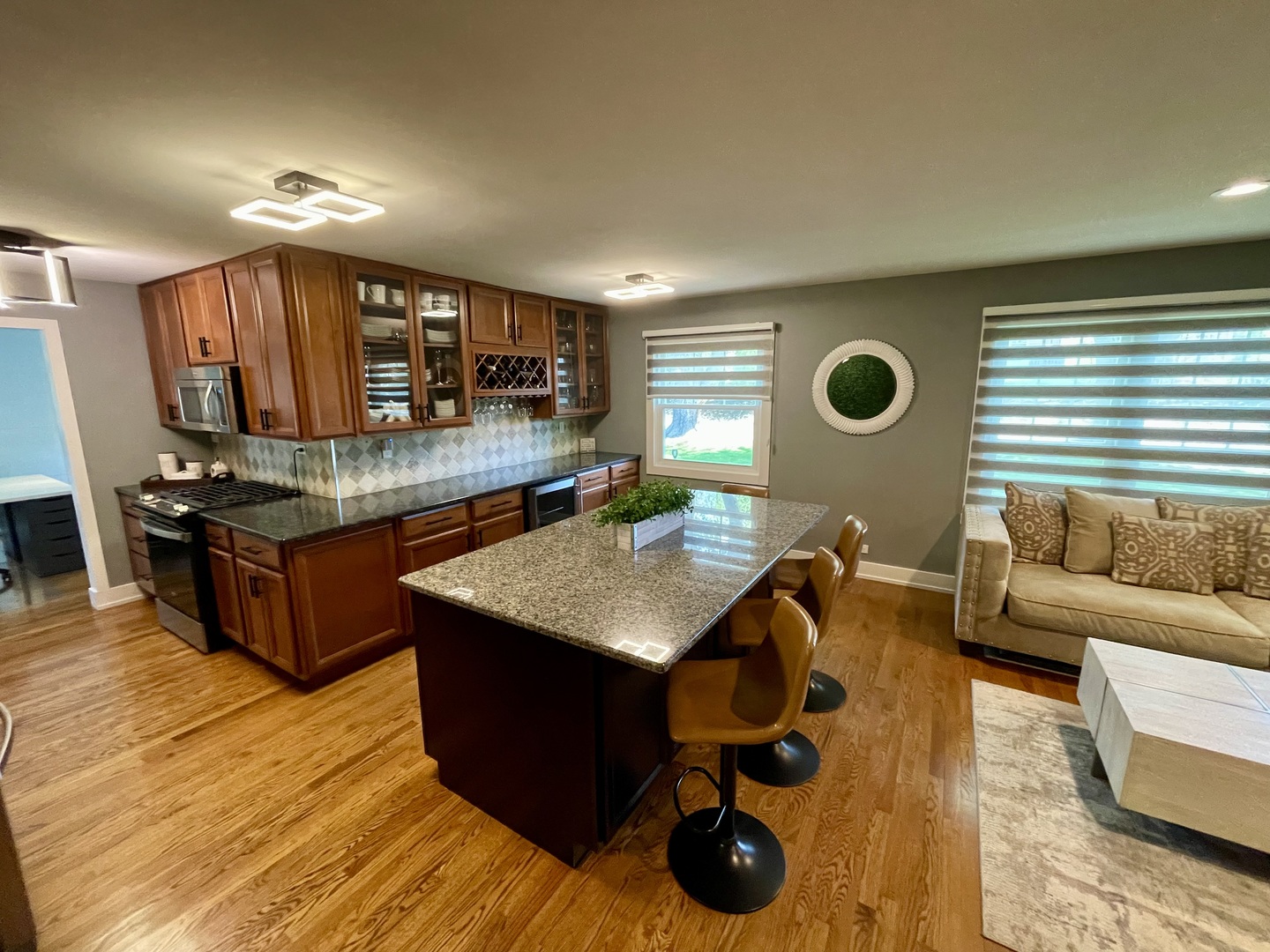 443 Indianwood Drive, Carol Stream, IL 60188