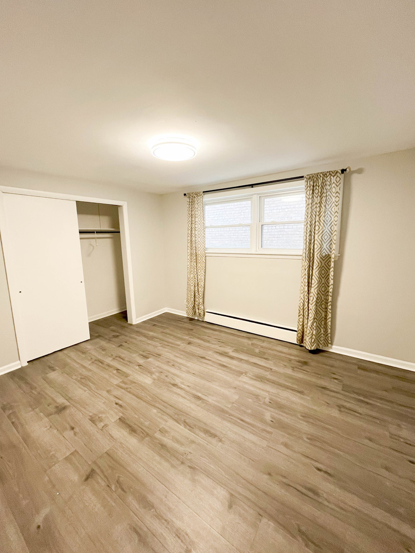 6244 W Diversey Avenue, Chicago, IL 60639