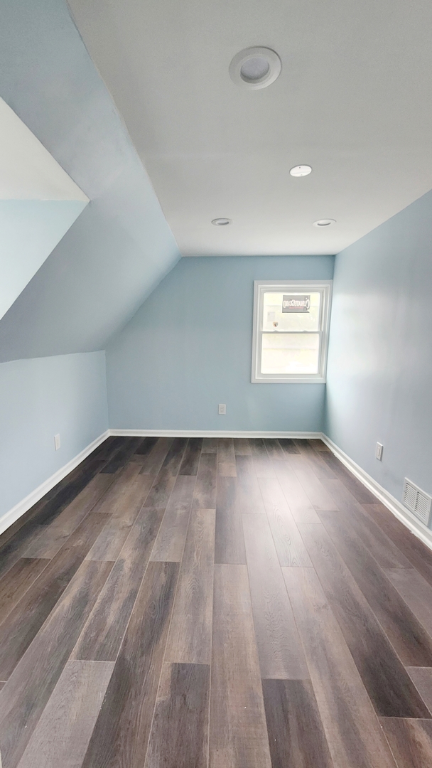 9509 S Merrion Avenue, Chicago, IL 60617