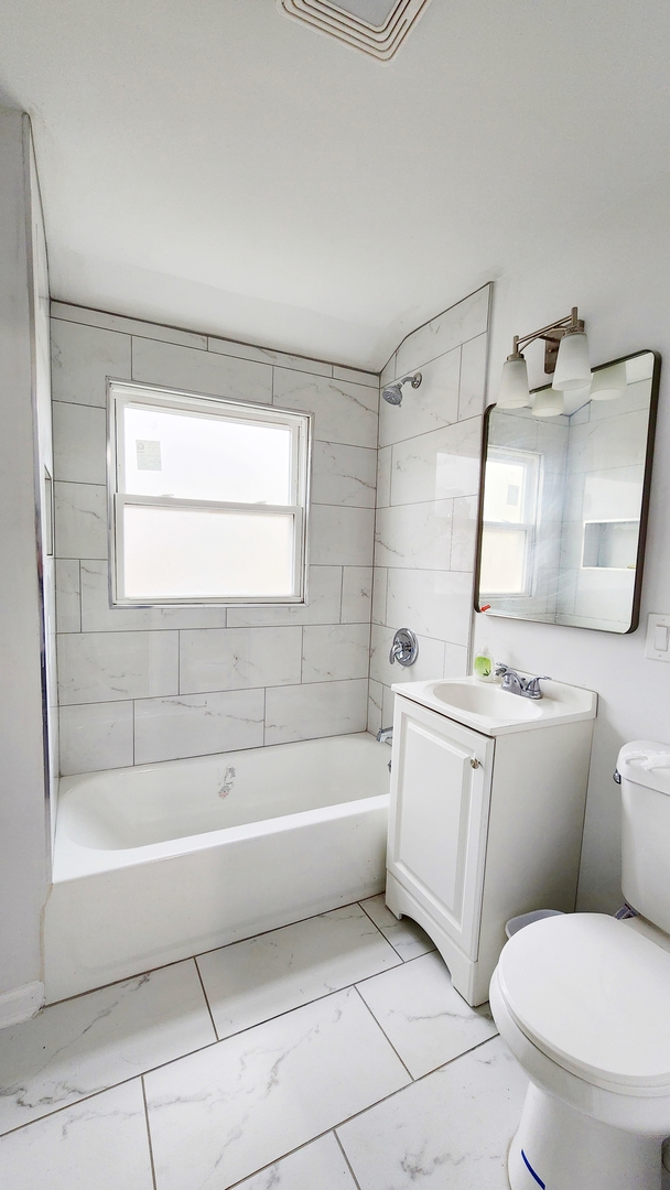 9509 S Merrion Avenue, Chicago, IL 60617