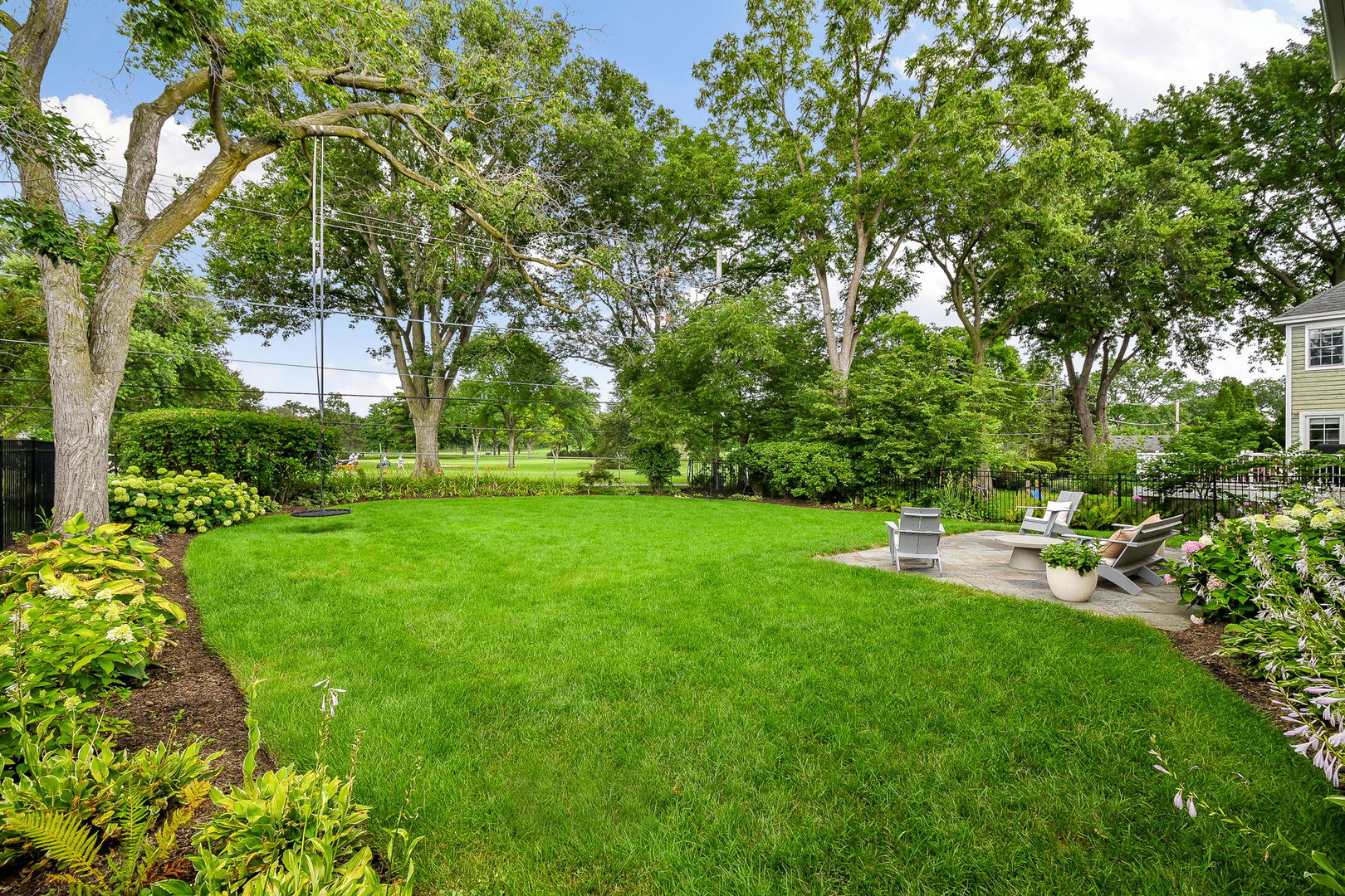 924 Waverly Road, Glen Ellyn, IL 60137