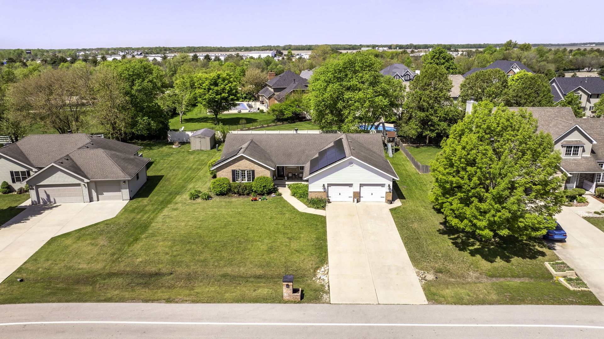 2588 Big Bluestem Road, Morris, IL 60450