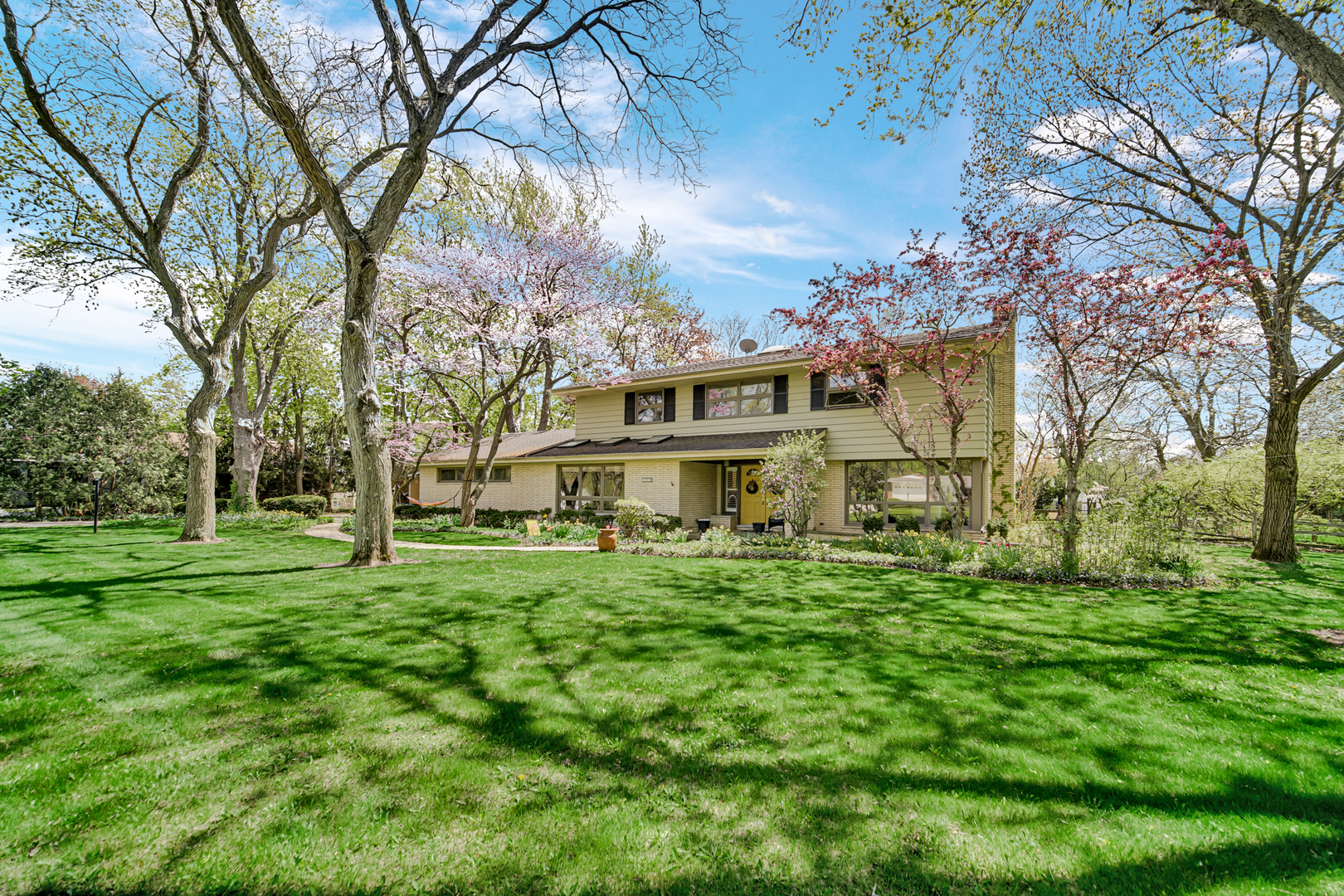 18879 W Arbor Boulevard, Grayslake, IL 60030