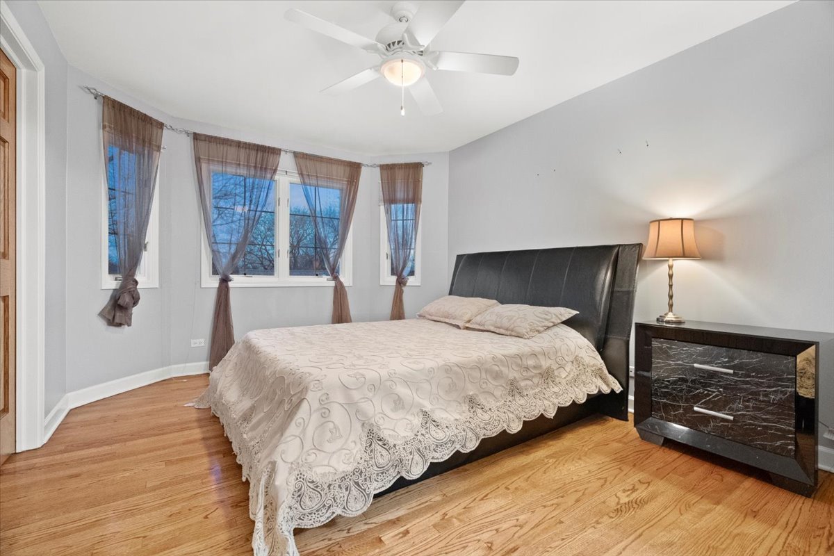 325 Williams Street, Roselle, IL 60172