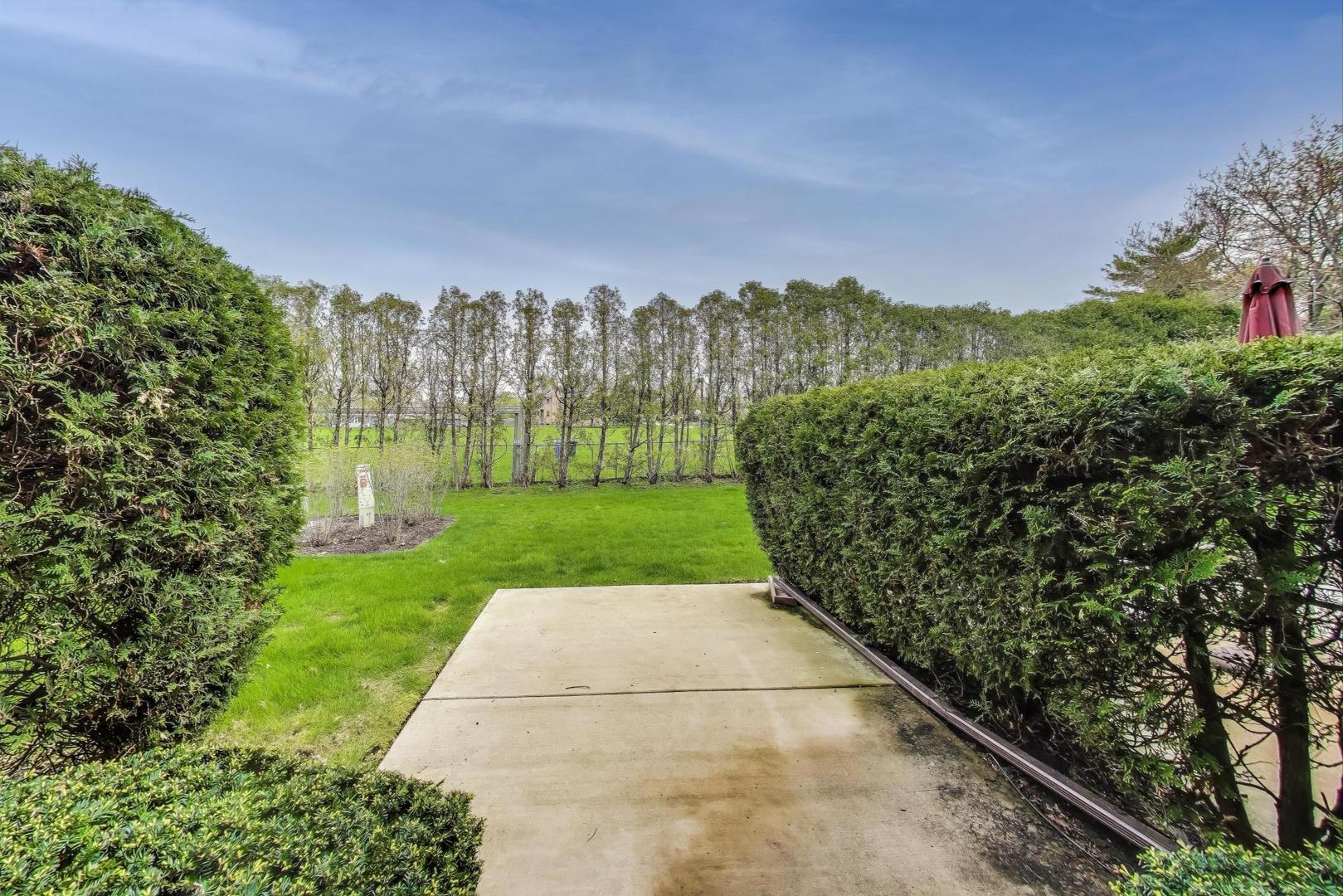 1226 Beau Drive, Park Ridge, IL 60068