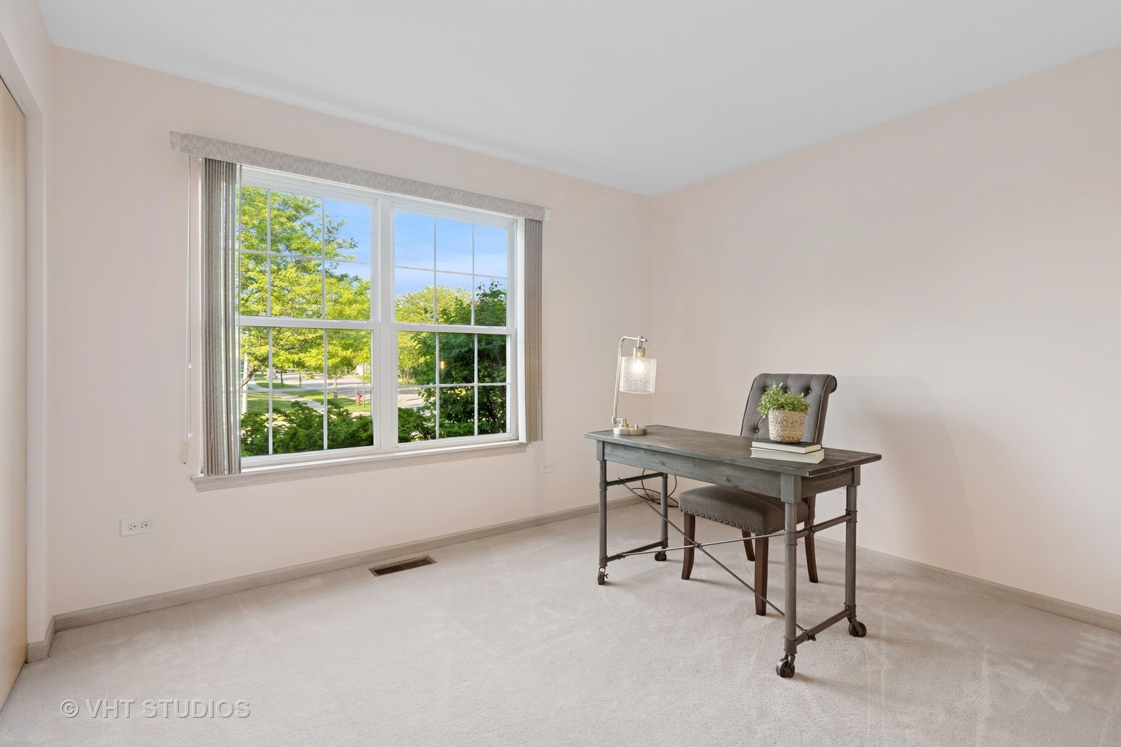 2449 Wydown Lane, Aurora, IL 60502