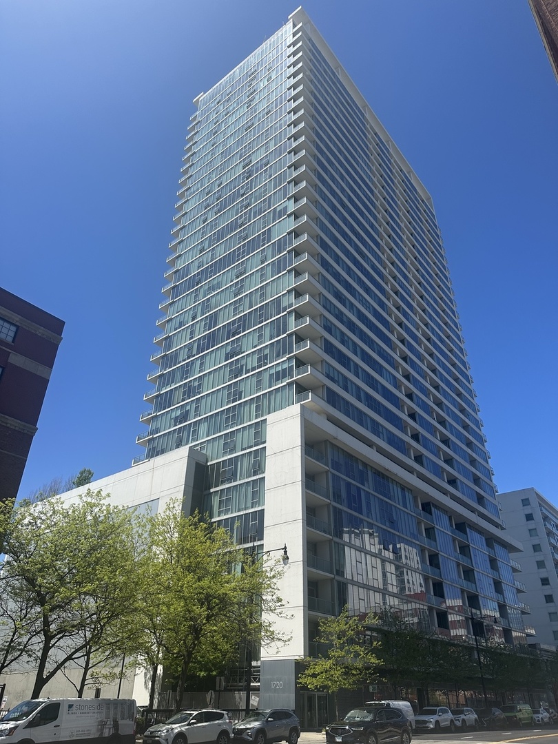 1720 S Michigan Avenue #1402, Chicago, IL 60616