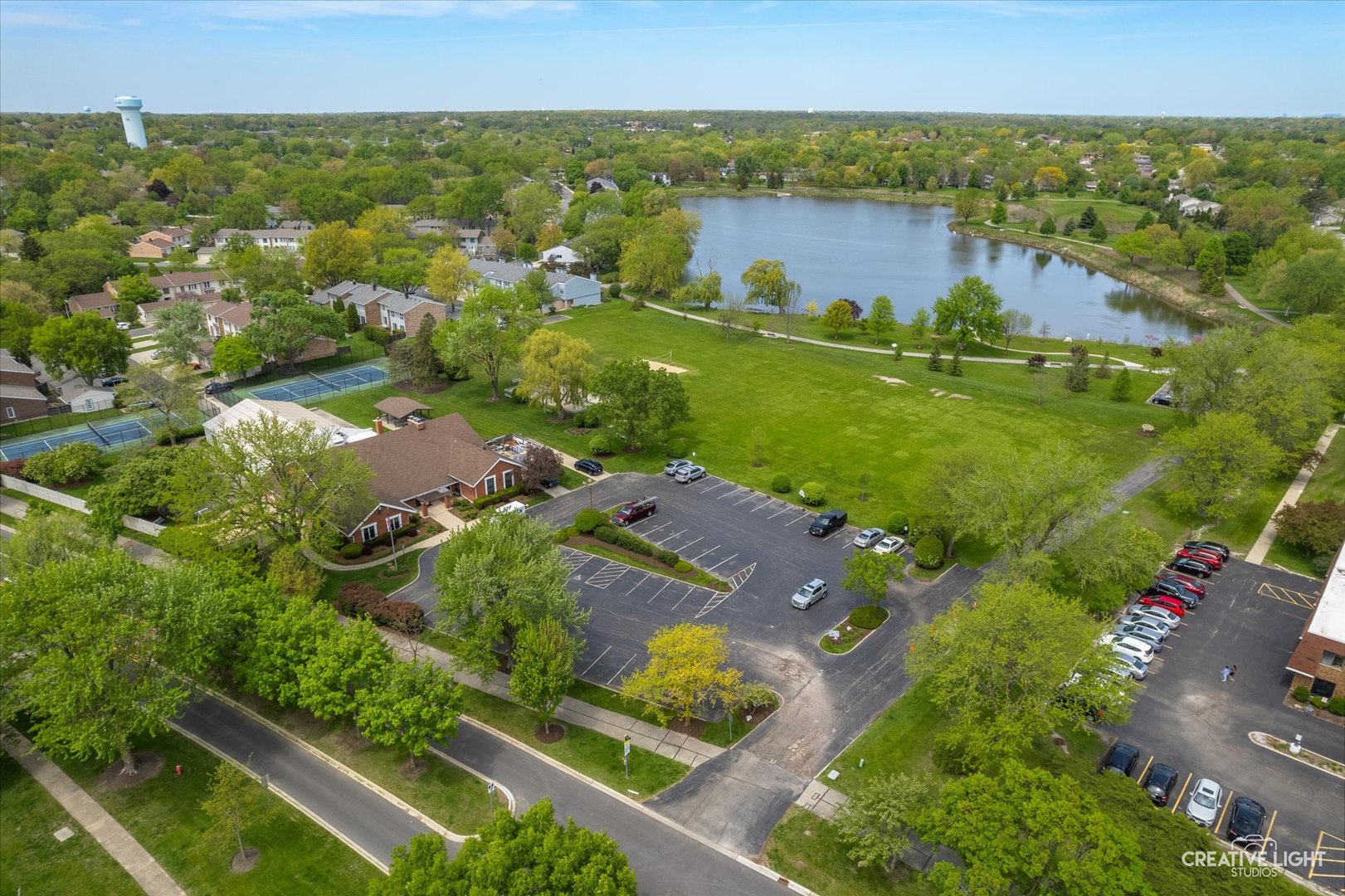 203 Spring Court, Bloomingdale, IL 60108