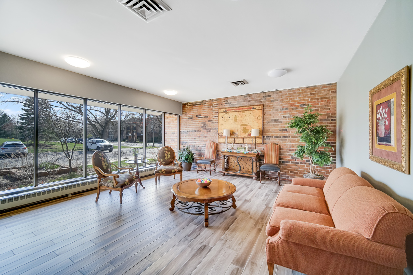 201 Lake Hinsdale Drive #404, Willowbrook, IL 60527