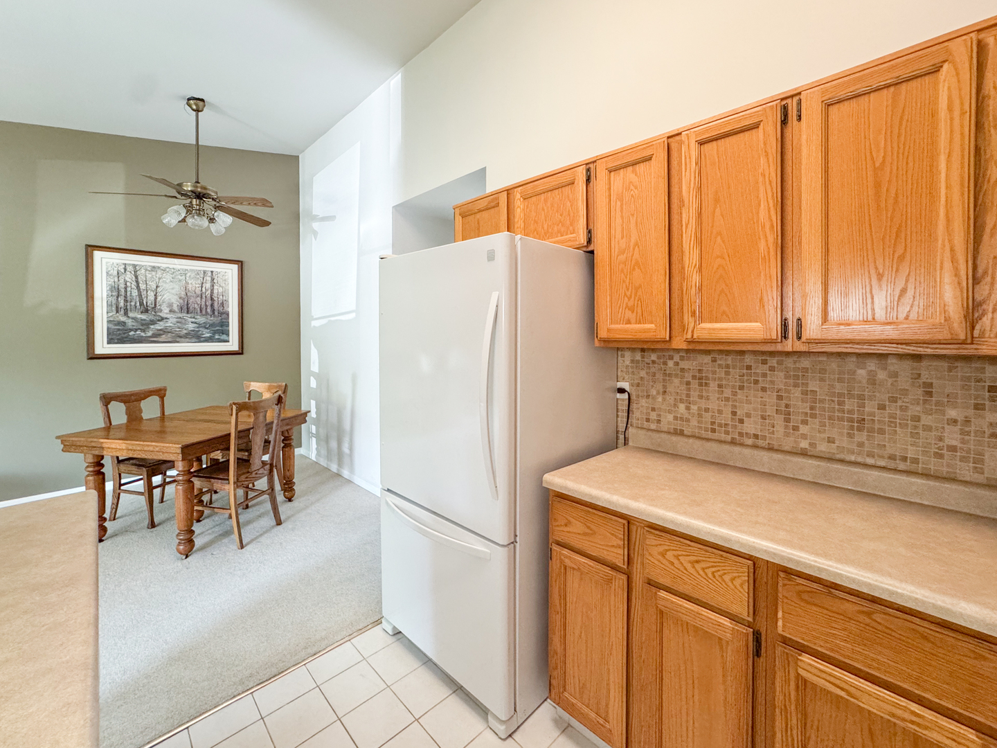 1220 Robin Drive, Carol Stream, IL 60188