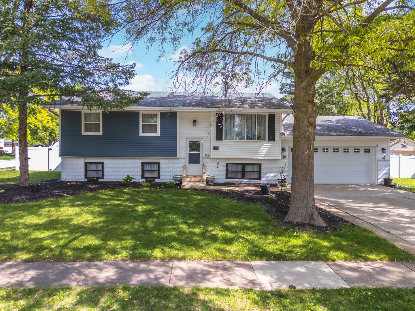 1706 Dunray Lane, Normal, IL 61761