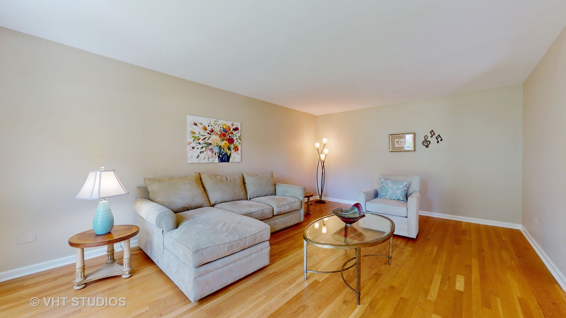 190 Farmgate Drive, Schaumburg, IL 60193