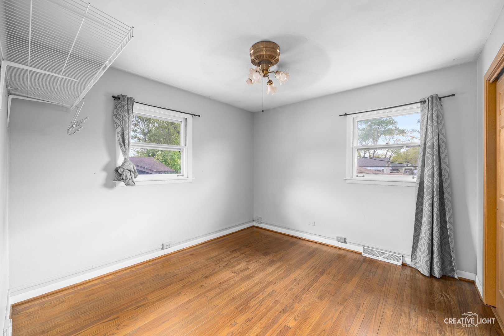 1020 Hahn Place, West Chicago, IL 60185