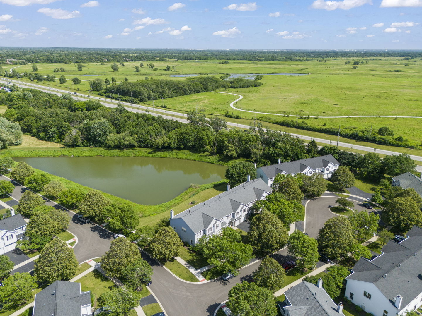 1212 Denver Court, Naperville, IL 60540