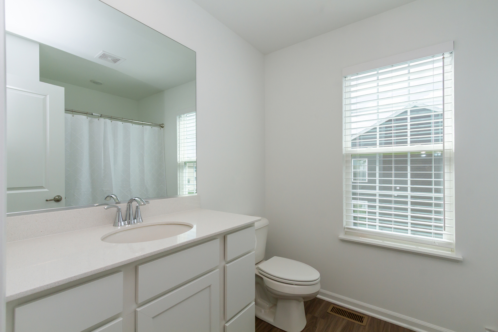 1248 Marlisle Drive, Hampshire, IL 60140