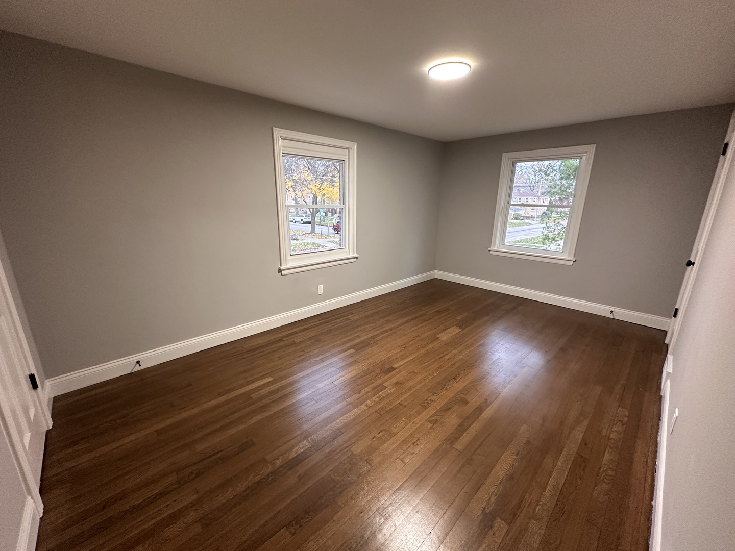 1810 White Street, Des Plaines, IL 60018