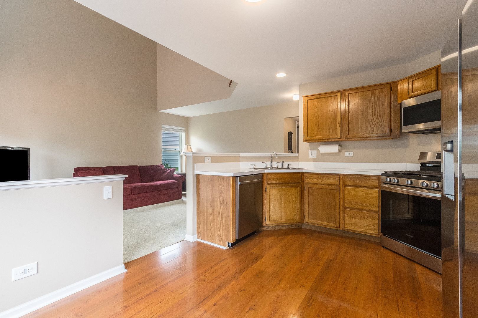 11 Cobbler Court, South Elgin, IL 60177