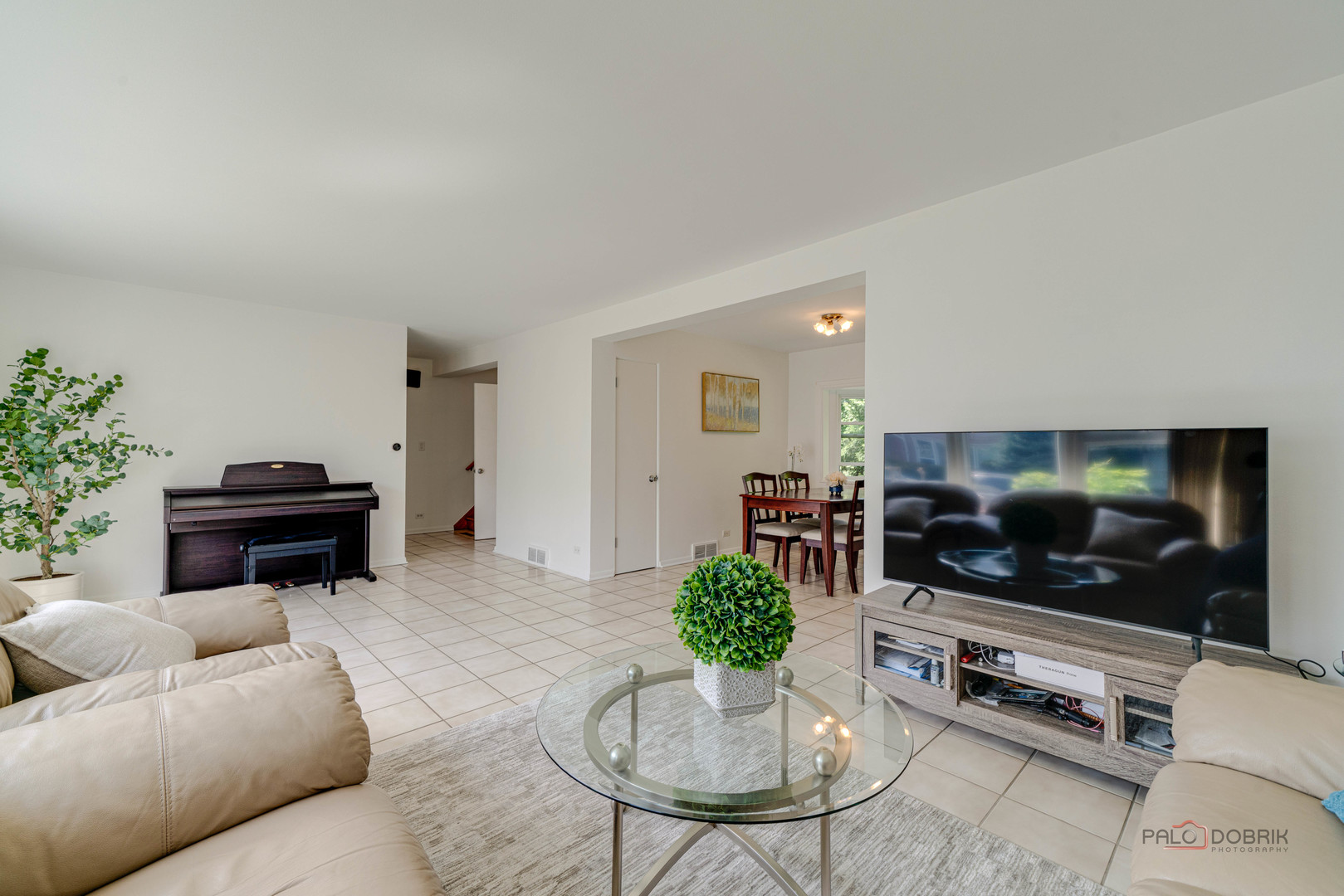 1410 WILMETTE Avenue, Wilmette, IL 60091