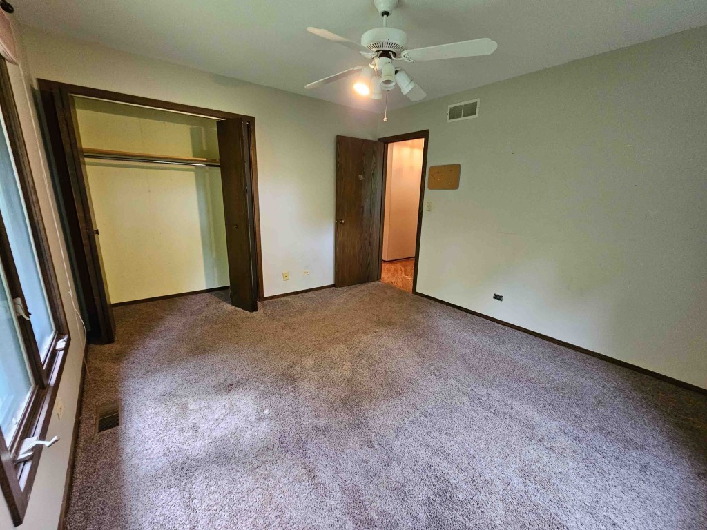 26241 W Bonner Road, Wauconda, IL 60084
