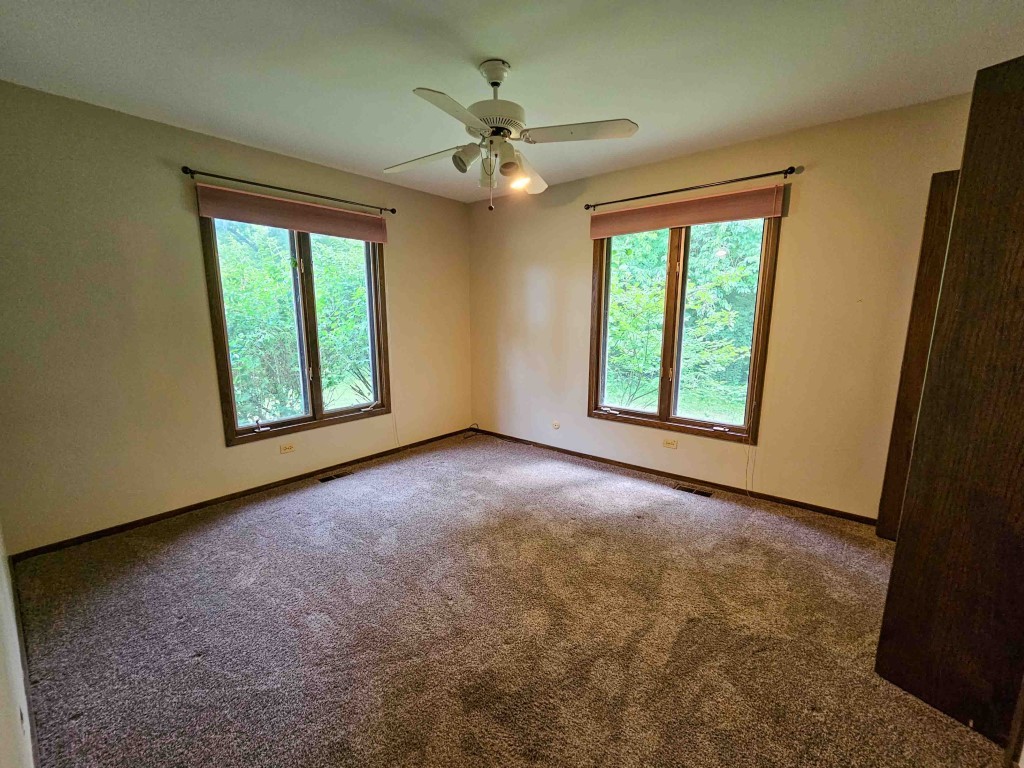 26241 W Bonner Road, Wauconda, IL 60084