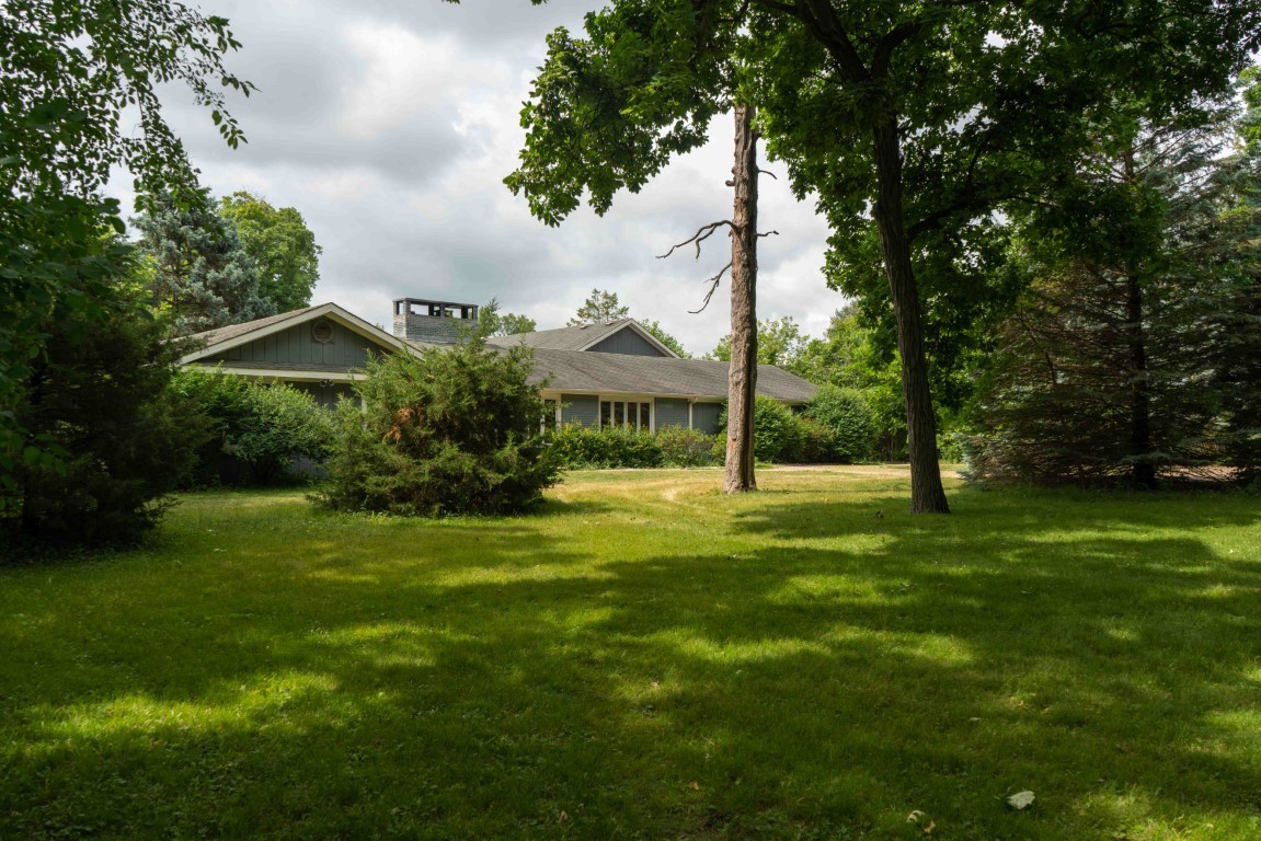 26241 W Bonner Road, Wauconda, IL 60084