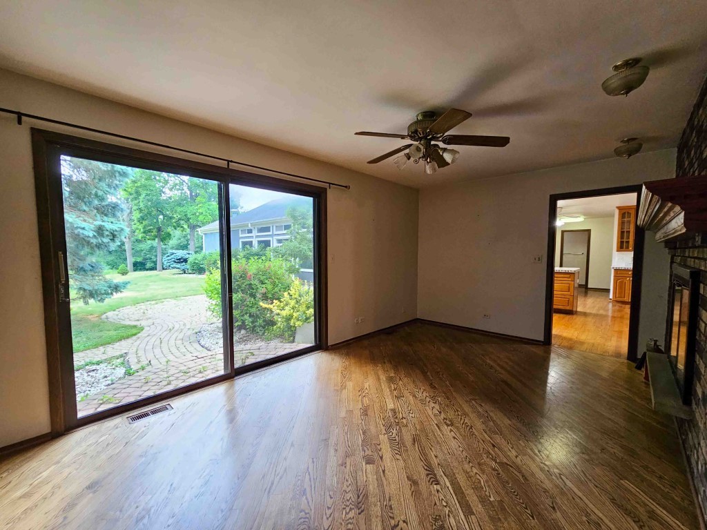 26241 W Bonner Road, Wauconda, IL 60084
