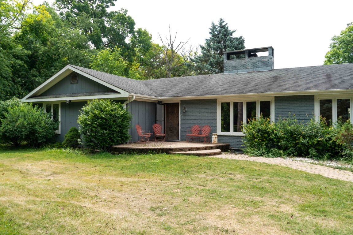 26241 W Bonner Road, Wauconda, IL 60084