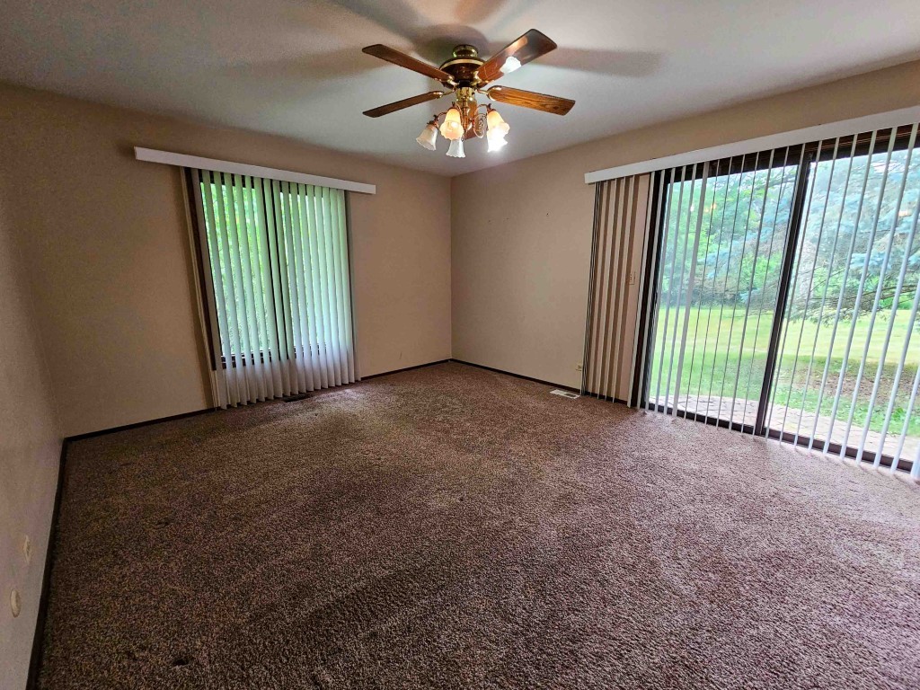 26241 W Bonner Road, Wauconda, IL 60084