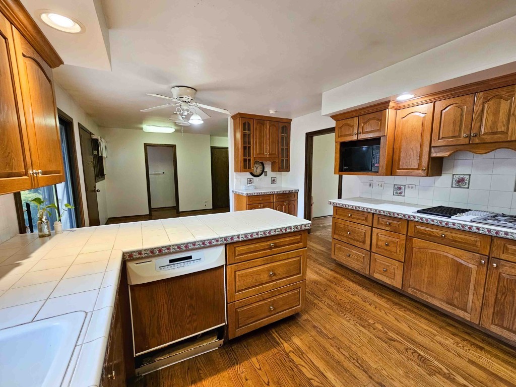 26241 W Bonner Road, Wauconda, IL 60084