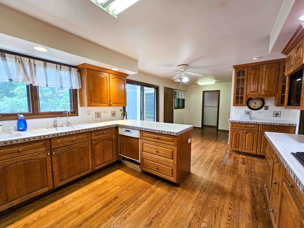 26241 W Bonner Road, Wauconda, IL 60084