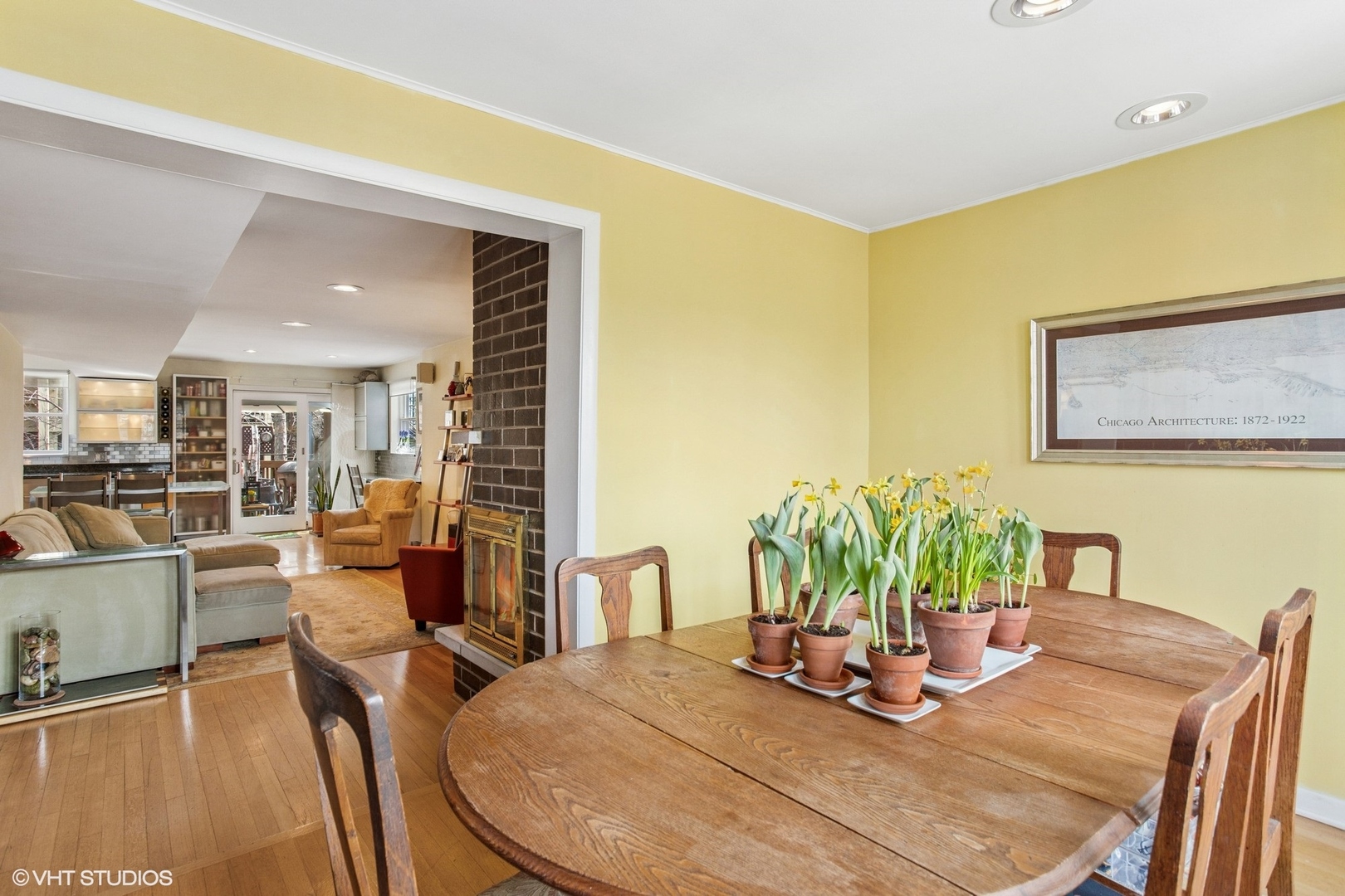 1747 N Fern Court, Chicago, IL 60614