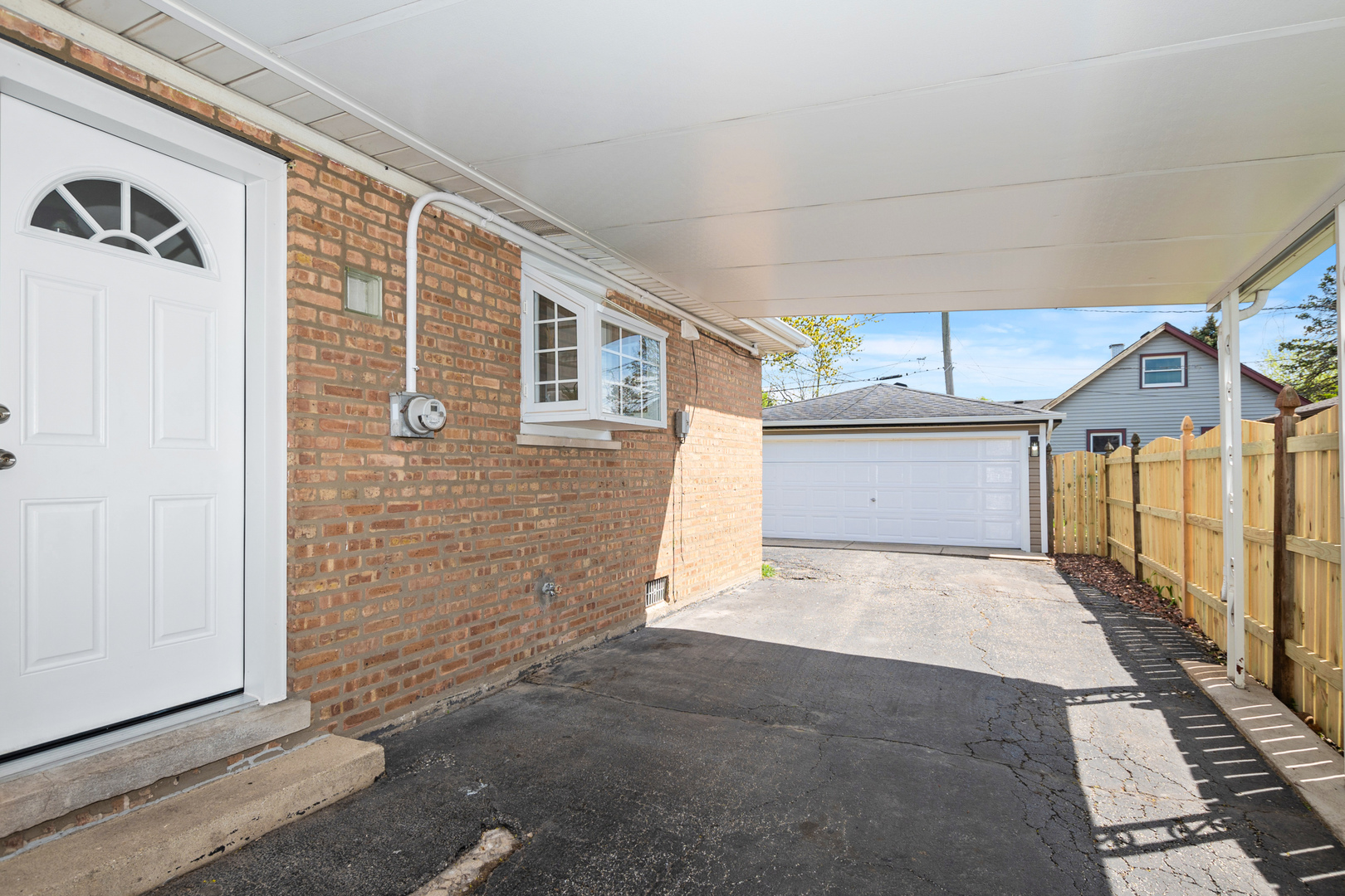 5855 W 82nd Street, Burbank, IL 60459