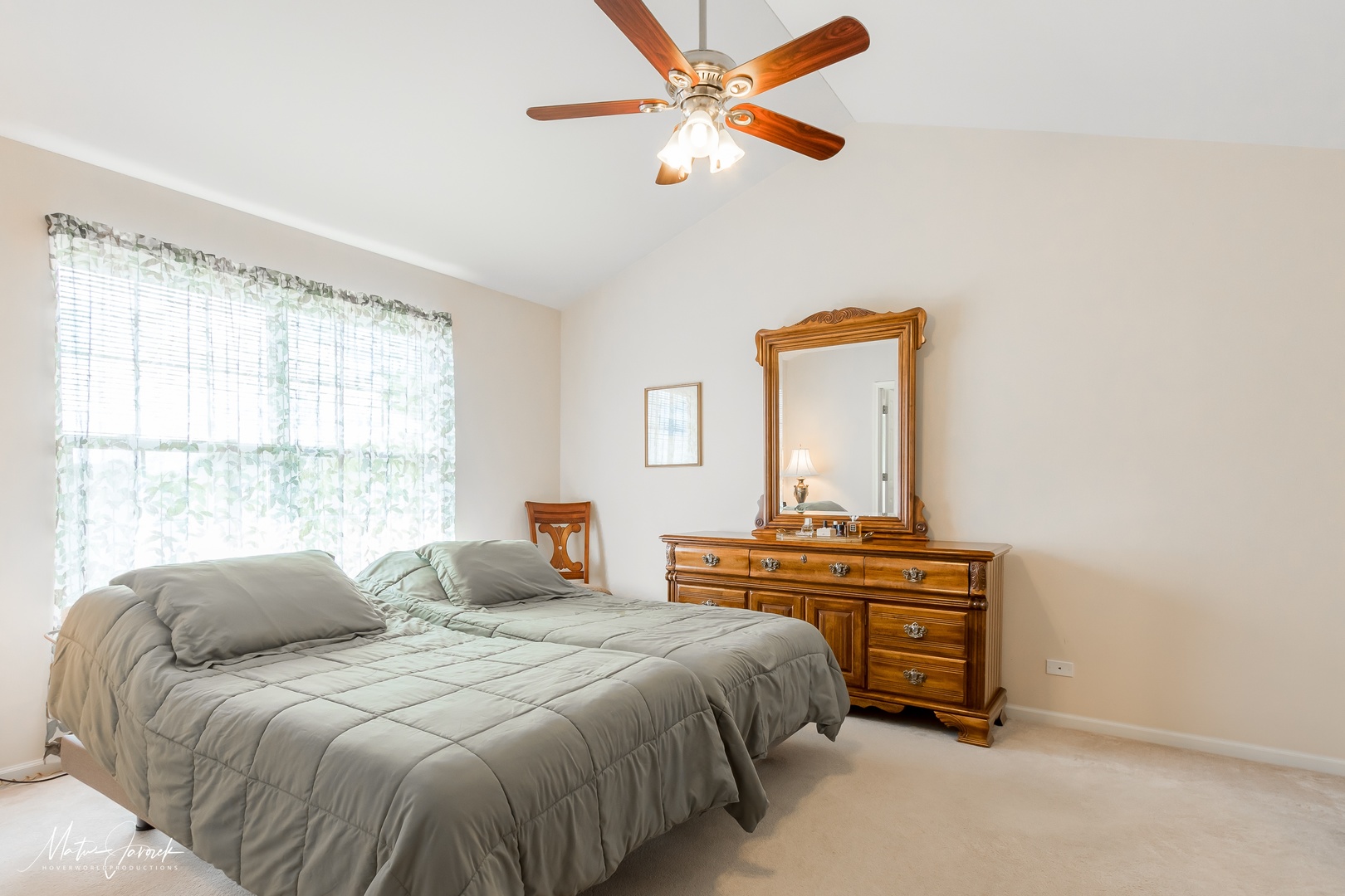 1944 Golden Gate Lane, Naperville, IL 60563