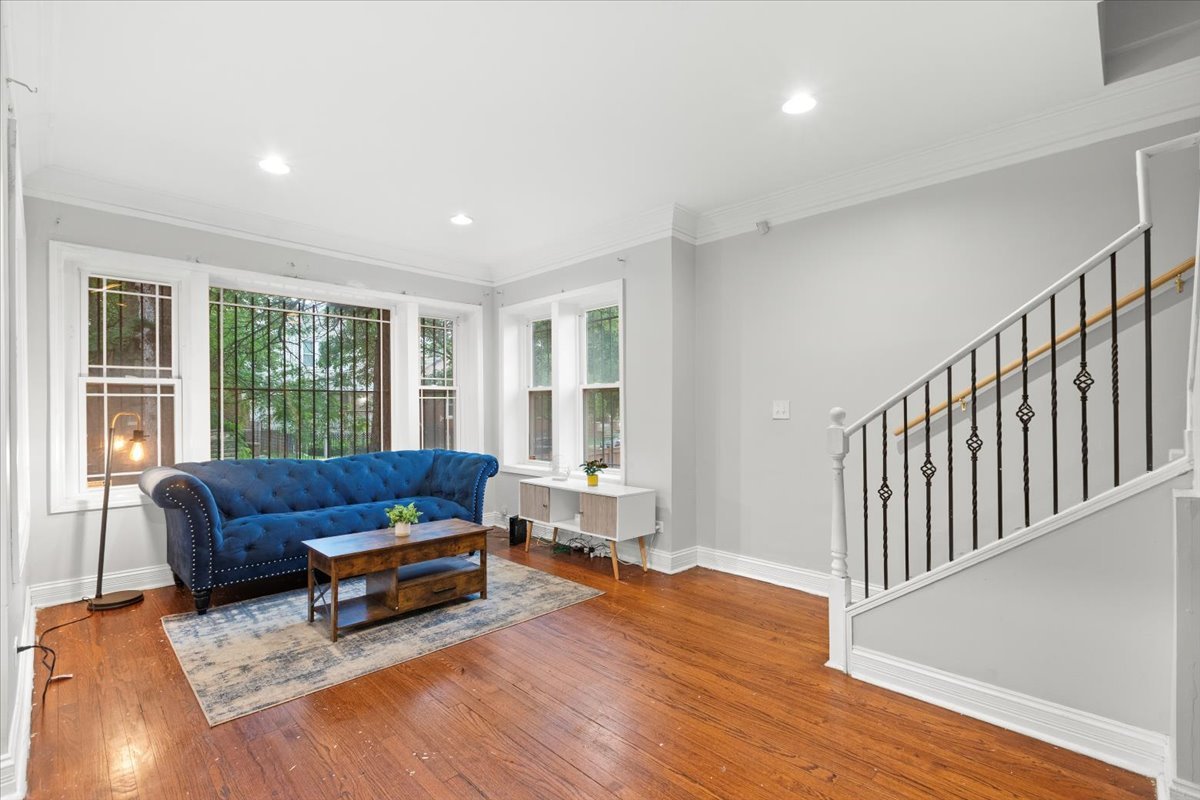7711 S Throop Street, Chicago, IL 60620