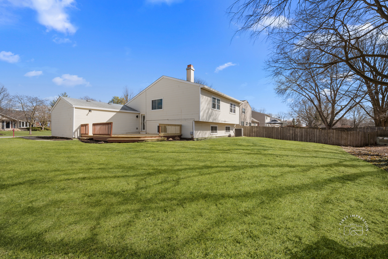 2735 Springdale Circle, Naperville, IL 60564