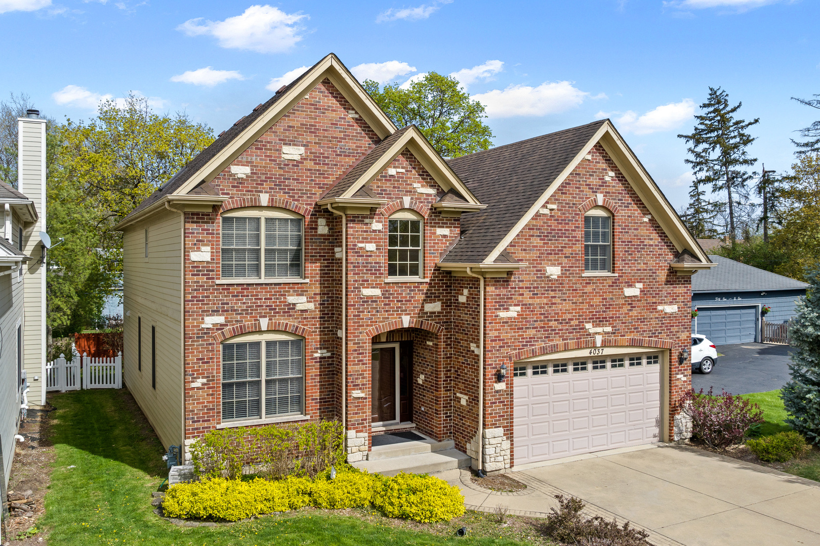 4037 Main Street, Downers Grove, IL 60515