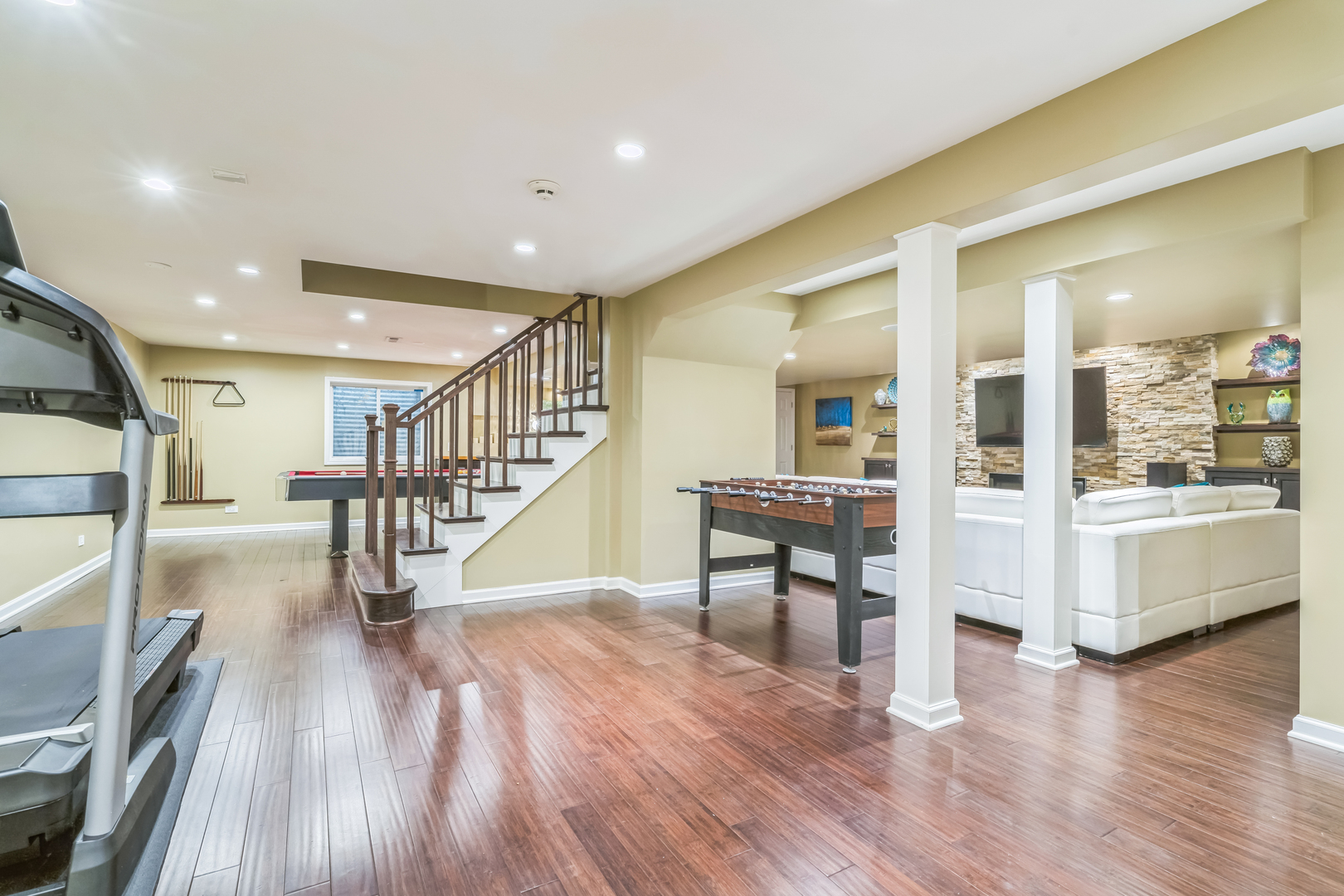 2707 Pennyroyal Circle, Naperville, IL 60564