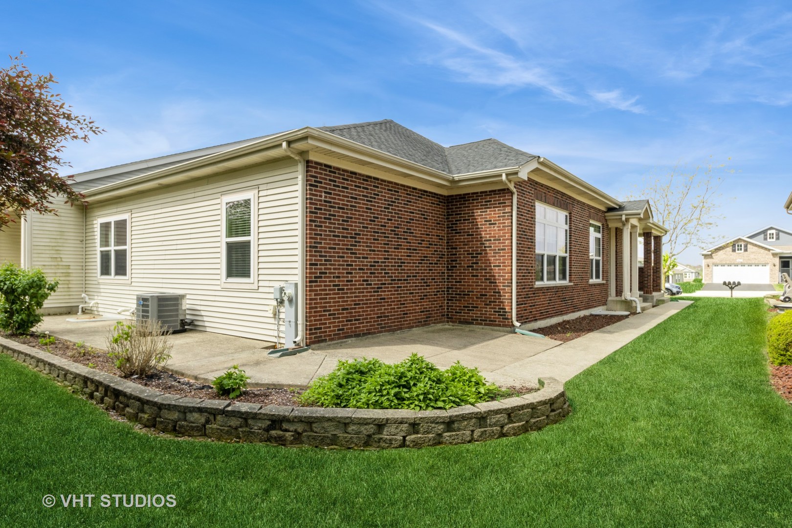 921 Eineke Boulevard, Algonquin, IL 60102