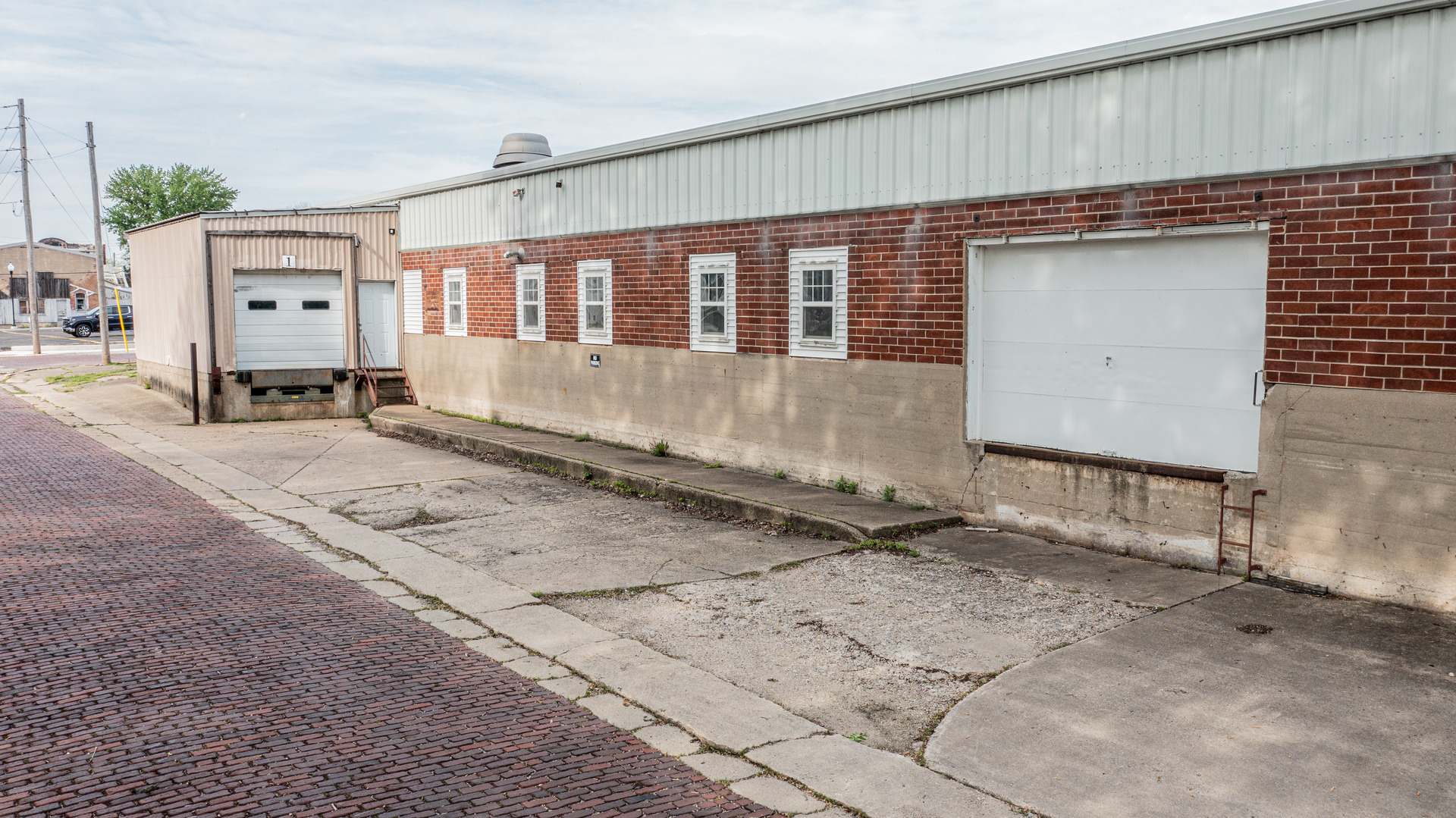 825 N Pleasant Street, Princeton, IL 61356