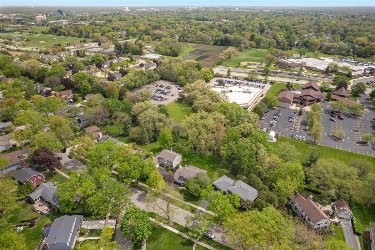 1228 N West Street, Naperville, IL 60563