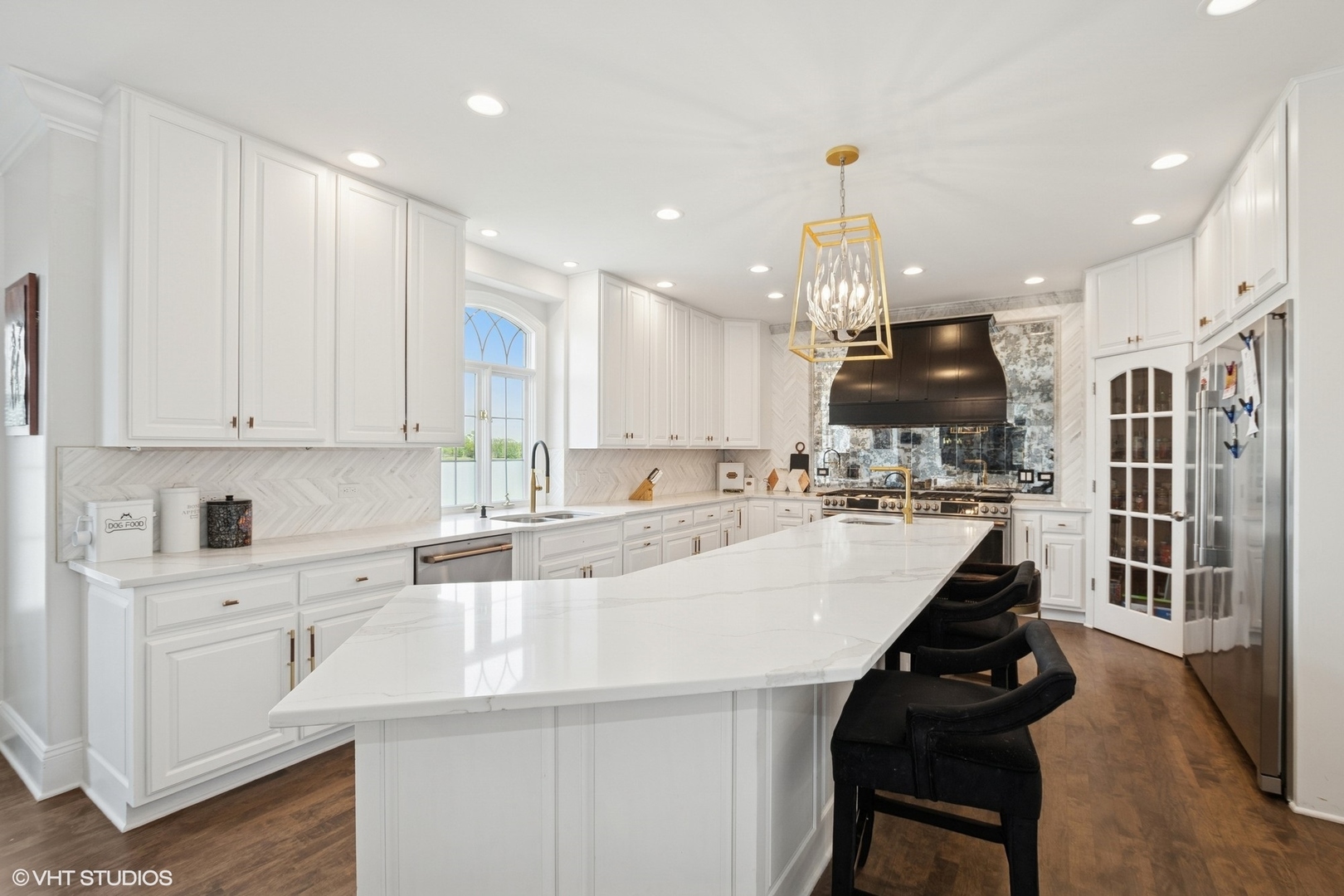 22844 Lakeview Estates Boulevard, Frankfort, IL 60423