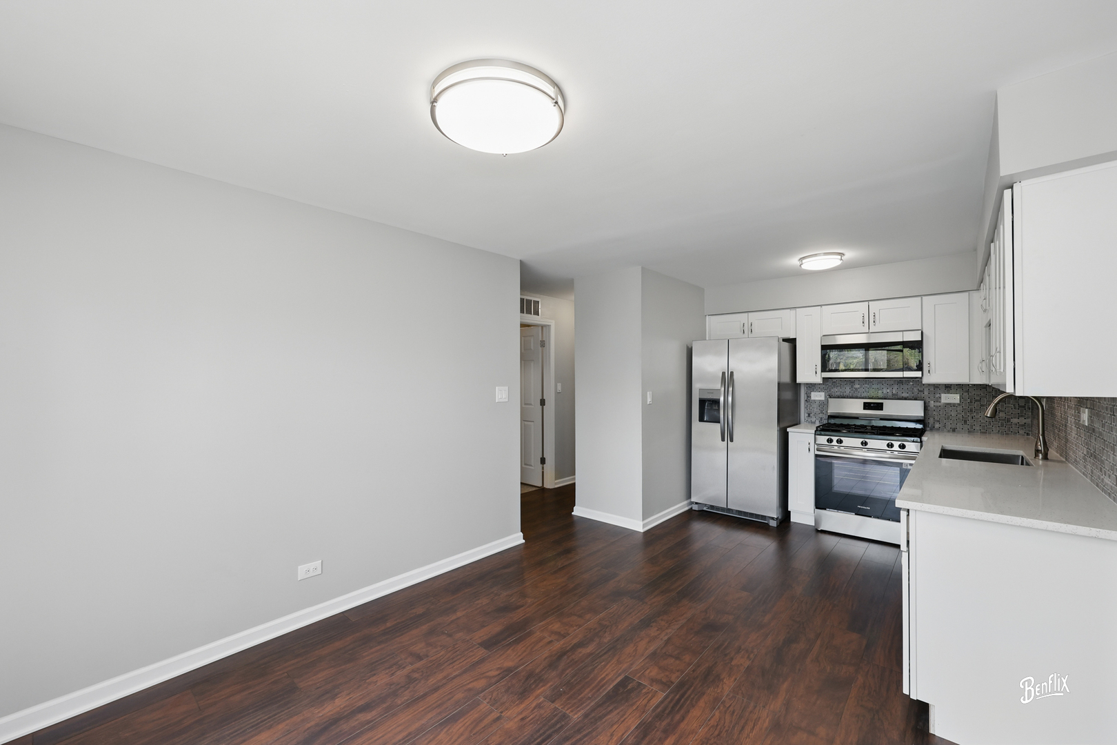 745 Dulles Road #C, Des Plaines, IL 60016