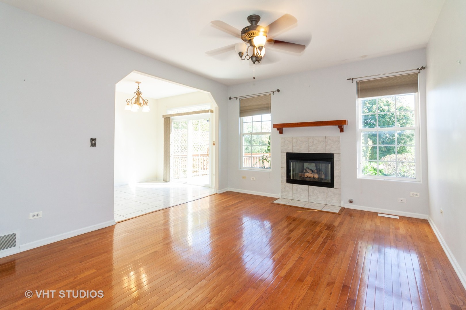 561 Goodwin Drive, Bolingbrook, IL 60440