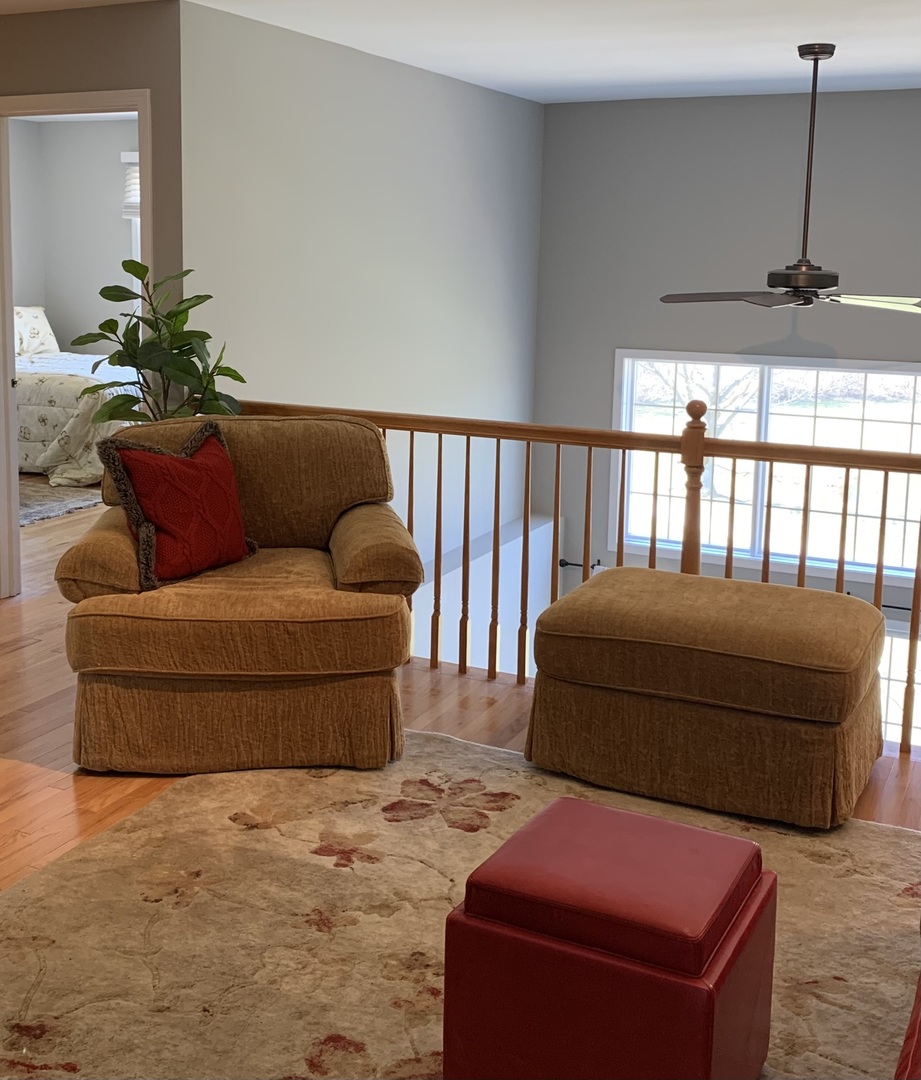 235 Wildflower Lane, La Grange, IL 60525